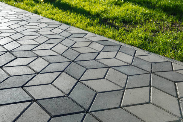 Best Driveway Pavers Installation  in Iron Mountain, MI