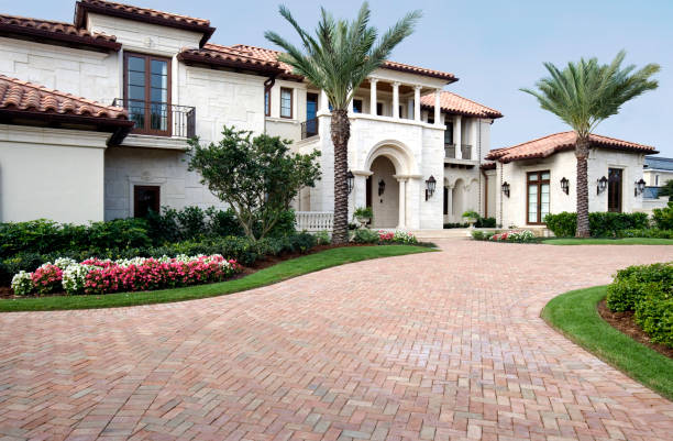 Best Driveway Pavers Near Me  in Iron Mountain, MI