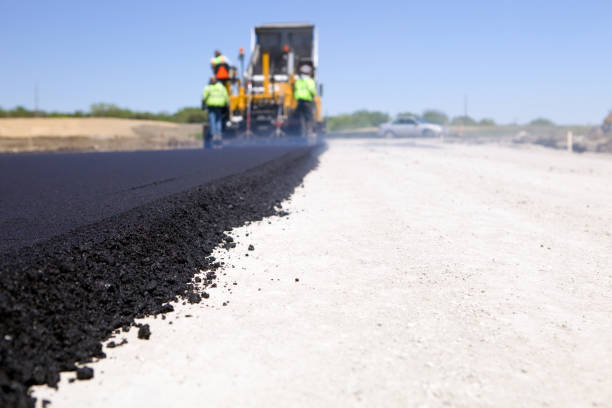 Best Driveway Paver Sealing  in Iron Mountain, MI